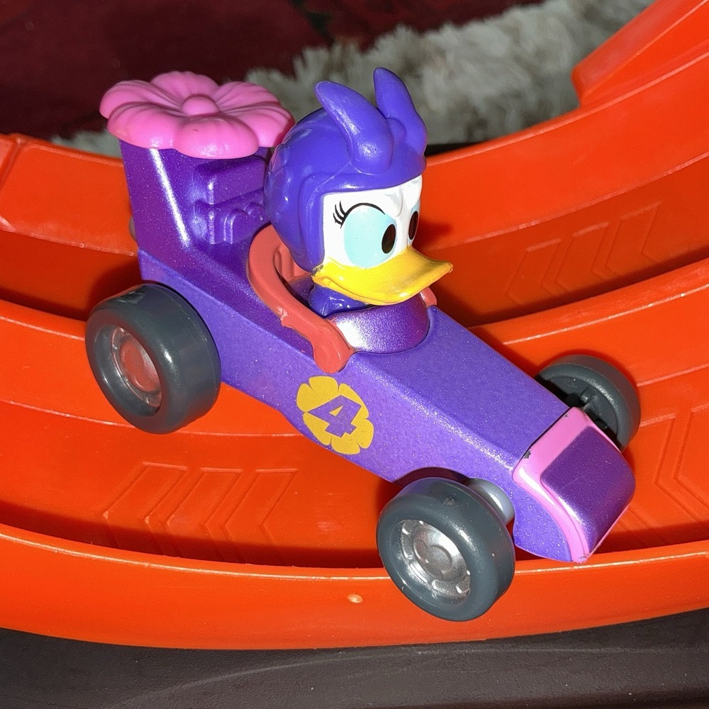 Disney Mickey Roadster Racers DAISY'S SNAPDRAGON Daisy Duck RARE Car